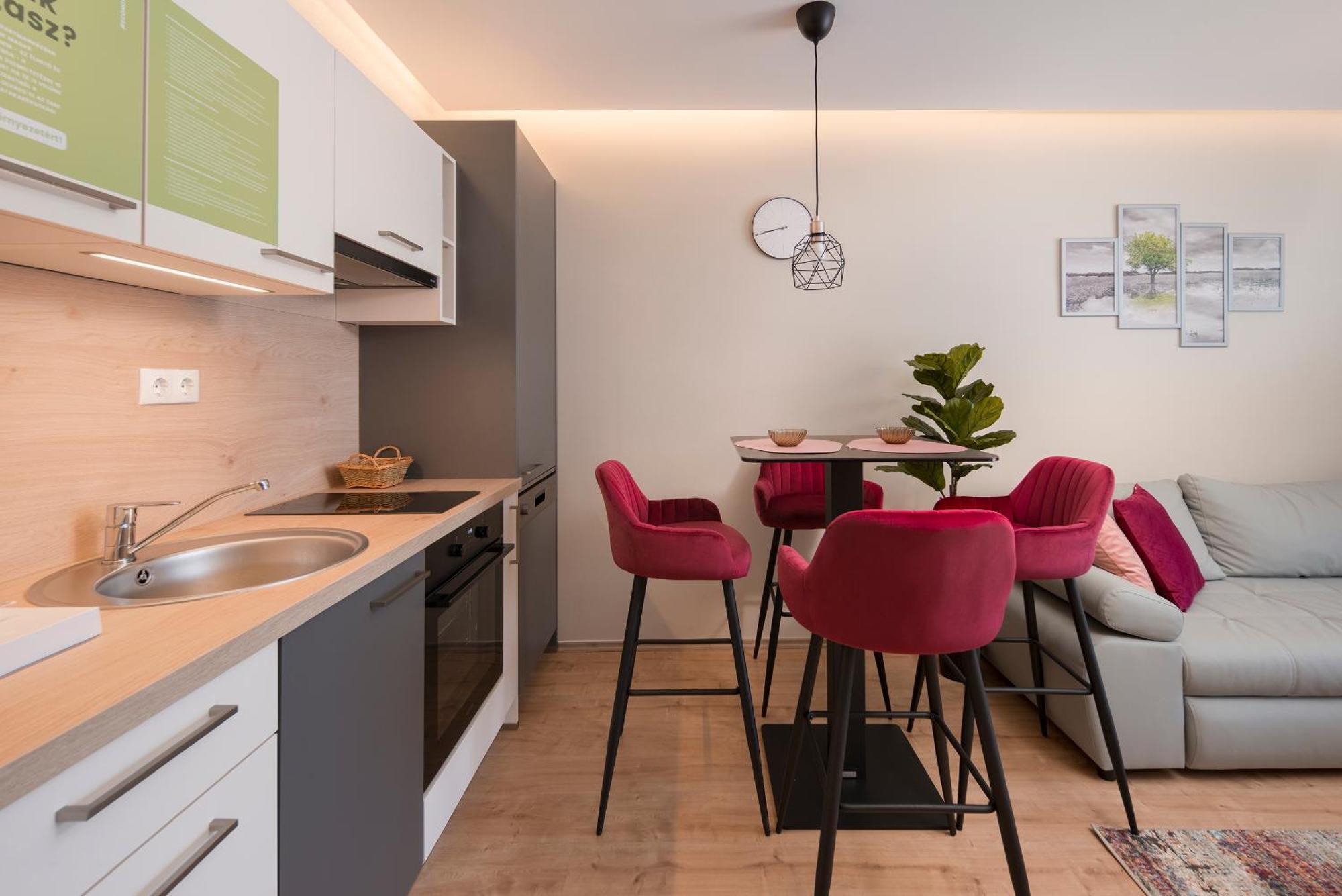 Sunset Resort - Lakeside Apartment Fonyód 외부 사진