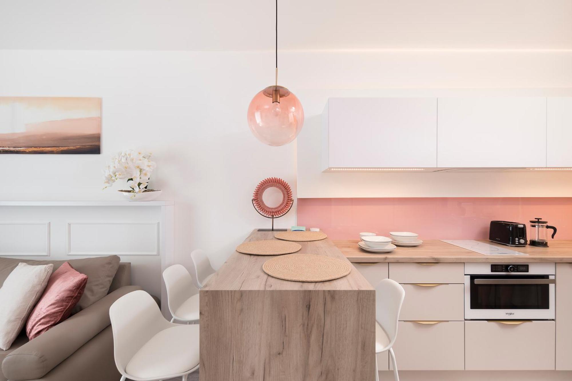Sunset Resort - Lakeside Apartment Fonyód 외부 사진