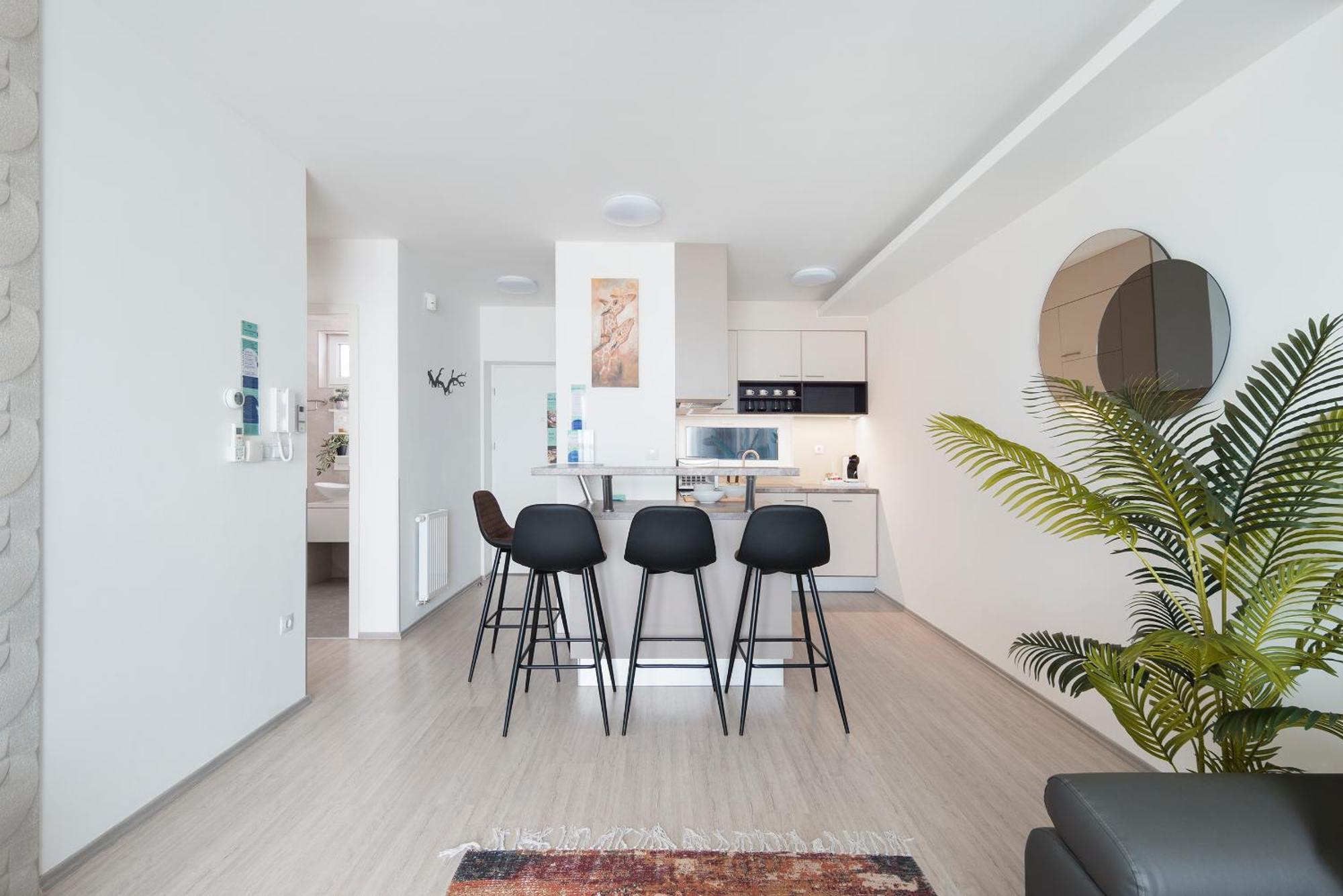 Sunset Resort - Lakeside Apartment Fonyód 객실 사진