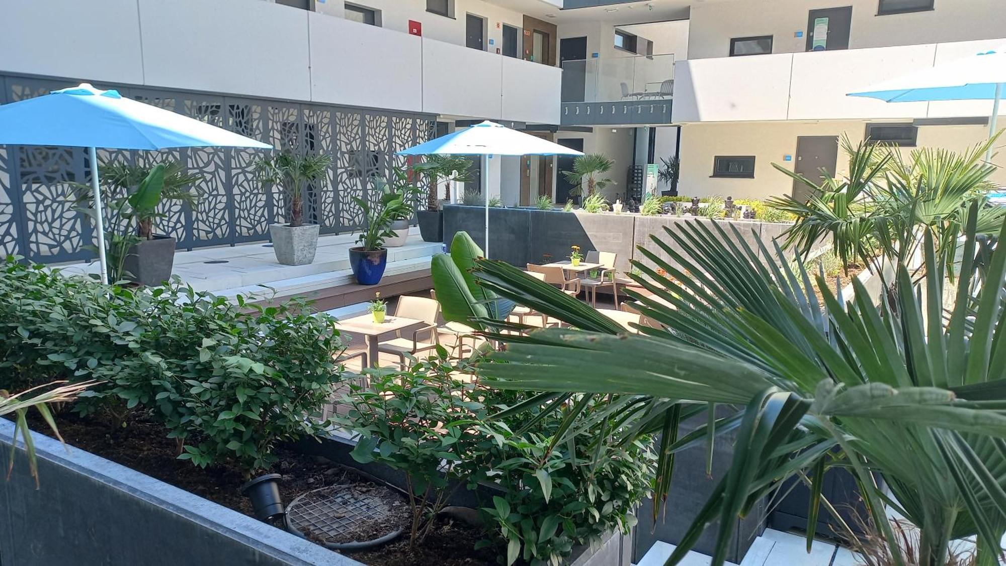 Sunset Resort - Lakeside Apartment Fonyód 외부 사진