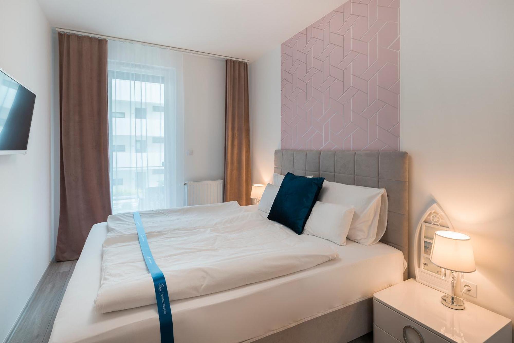 Sunset Resort - Lakeside Apartment Fonyód 객실 사진